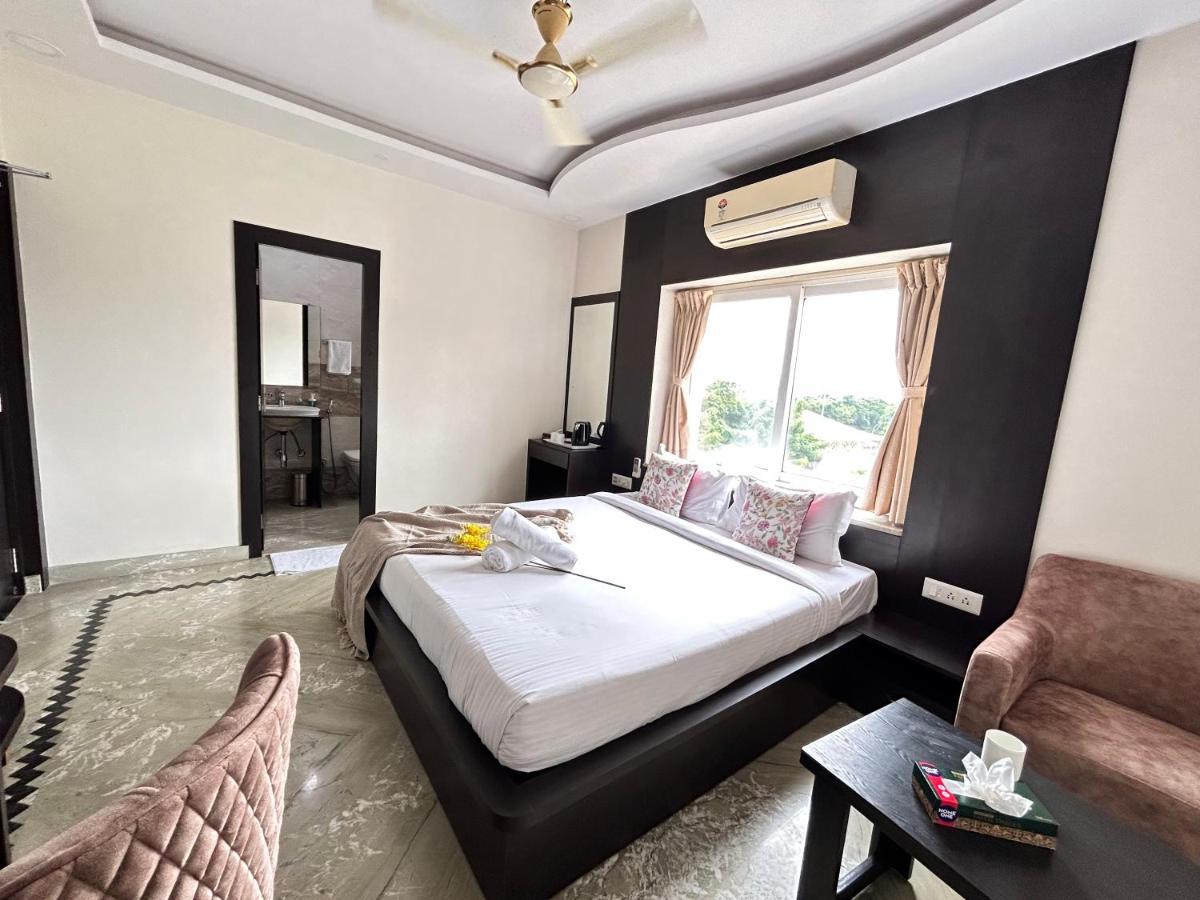Bluo Lake View Newtown - Boutique Hotel Kalkutta Exterior foto